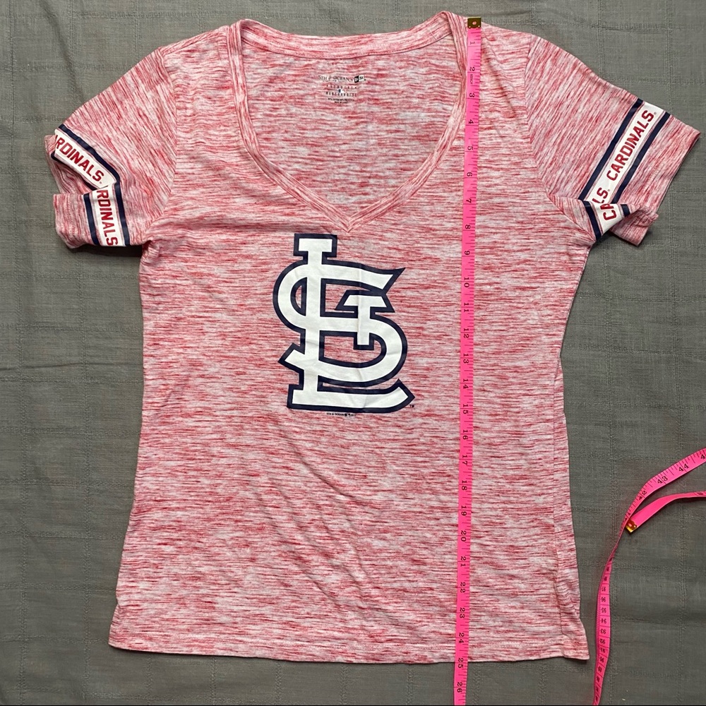 St Louis Cardinals V Neck Tee Womens Large Red Heather MLB 5th & Ocean - Picture 8 of 8